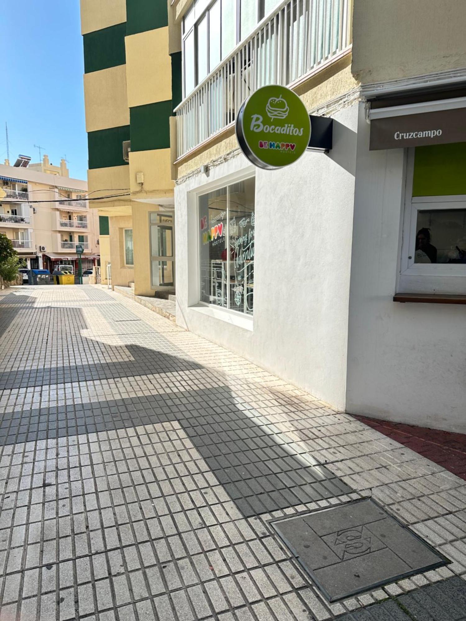 Be Happy Hostel Nerja Exterior foto